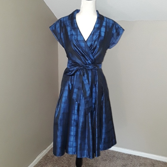 Anne Klein Dresses & Skirts - Anne Klein Cap Sleeve Dress
